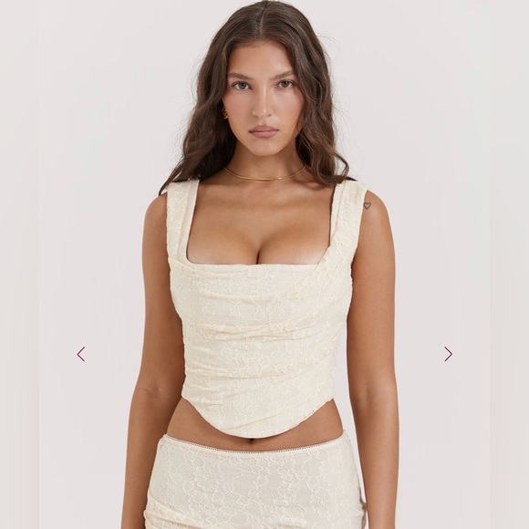 House of CB Tops - House of CB Una Vintage Cream Lace Corset Size Small